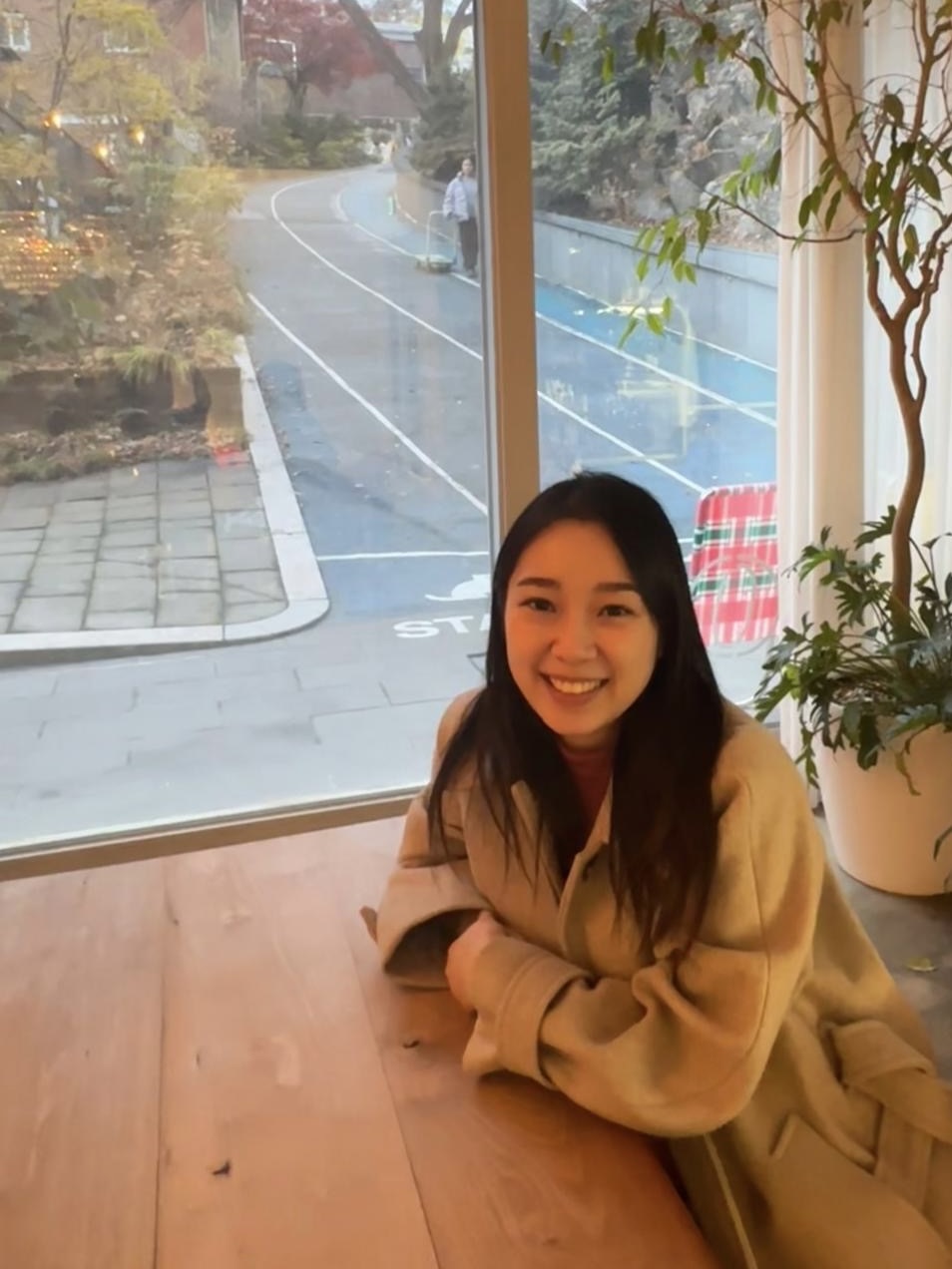 Khloe in Korea